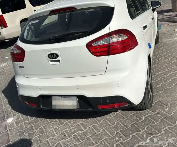 كيا ريو هاتش باك 1