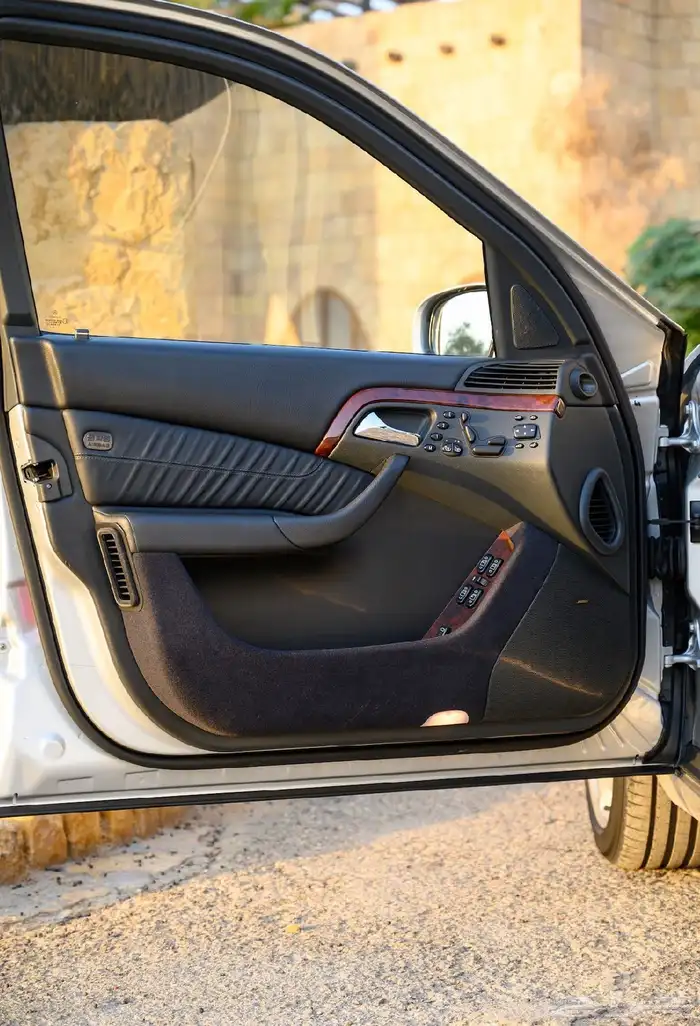 مرسيدس فياقرا حجم 500 لارج مخزنه 33