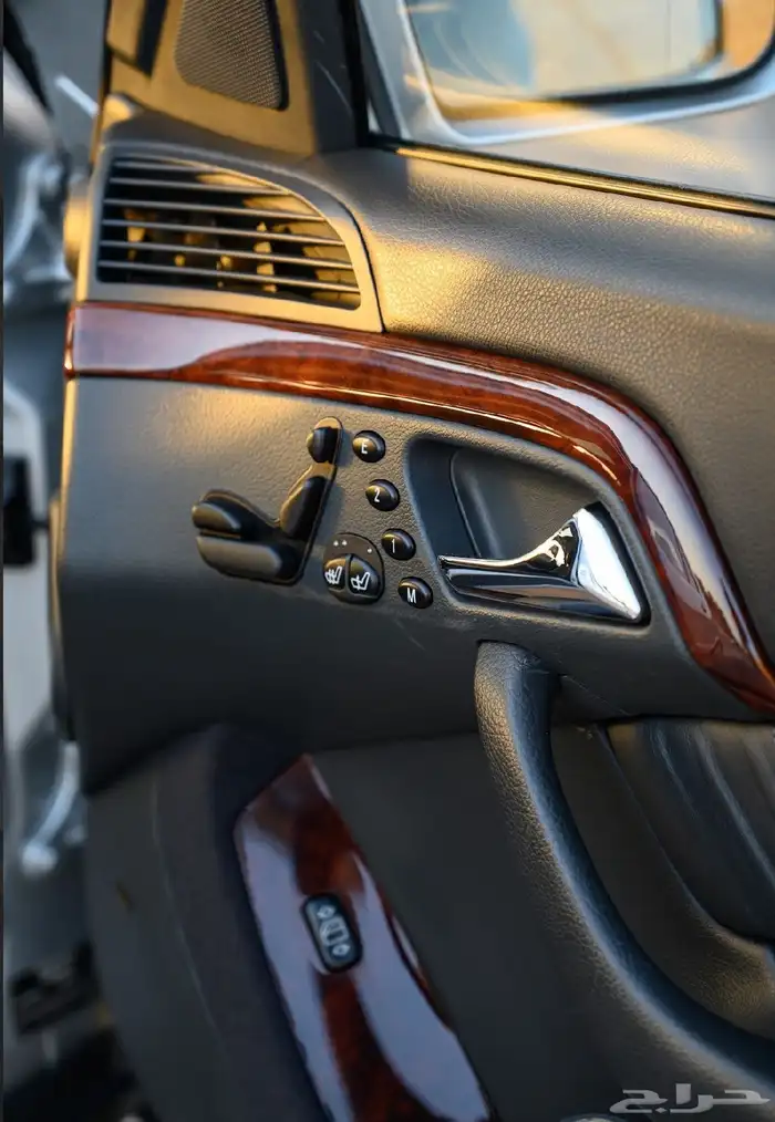 مرسيدس فياقرا حجم 500 لارج مخزنه 23