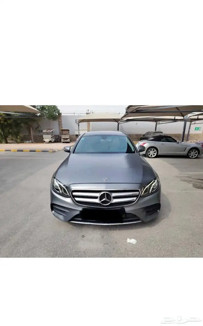 للجاد فقط  مرسيدس E200 رمادي مات   نظيفة ومواصفات عالية 1