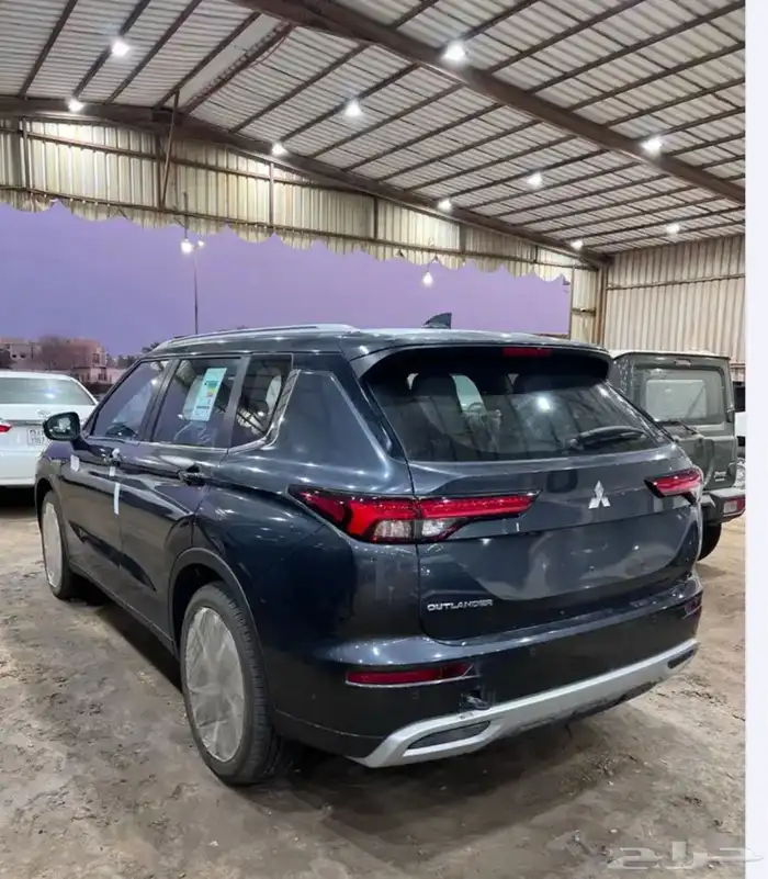 ميتسوبيشي اوتلاندر 2025 نص فل بلس ب110900 عرض خاص نقاط عمياء 3