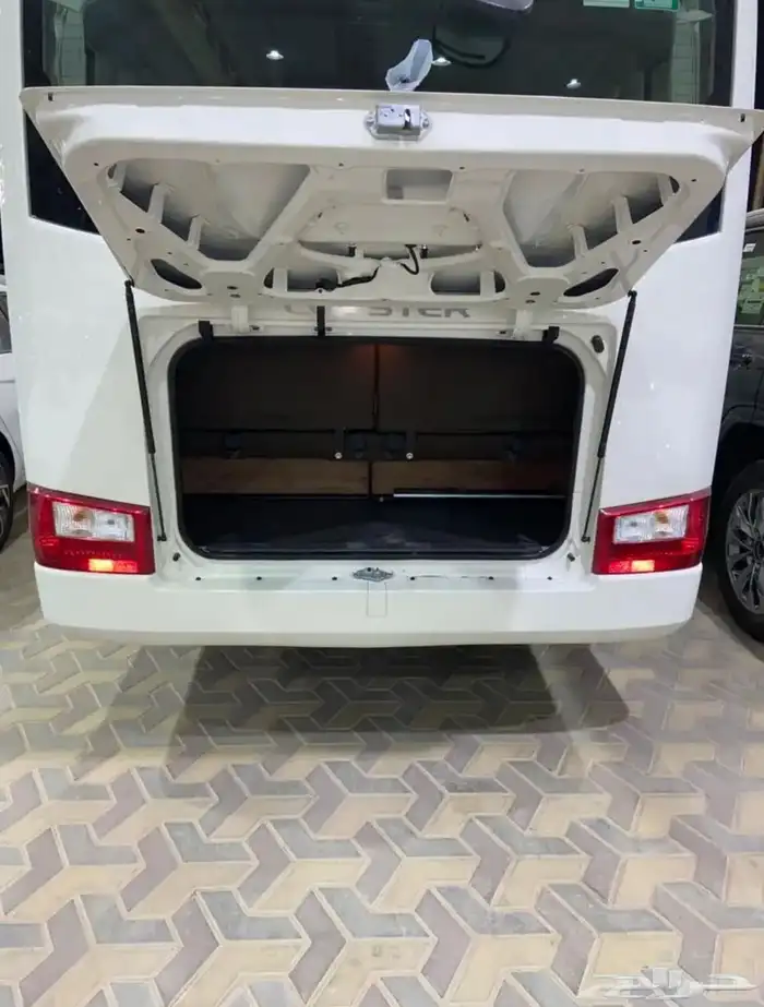 باص كوستر 2025 ديزل توماتيك جديد باقل الاسعار 5