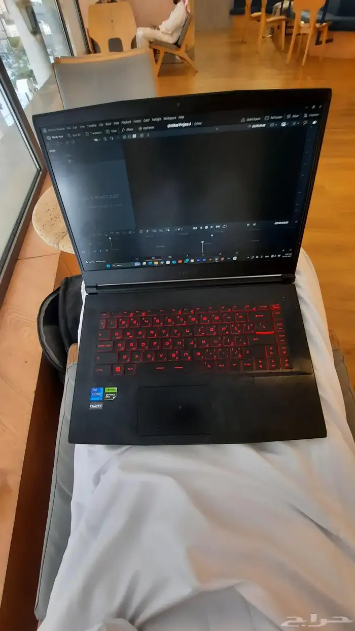 msi GF63 i7 1