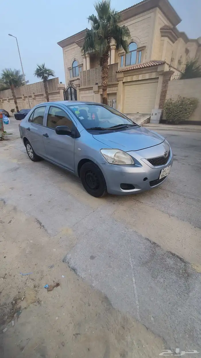 تويوتا يارس 2013 2