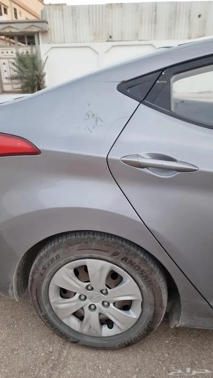 هونداي النترا 2012 Hyundai Elantra 0