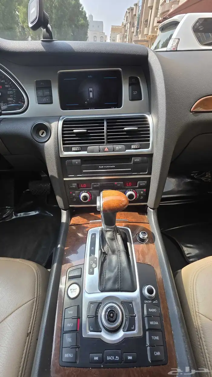 The 2014 Audi Q7 is a luxury SUV that combines style perform 5