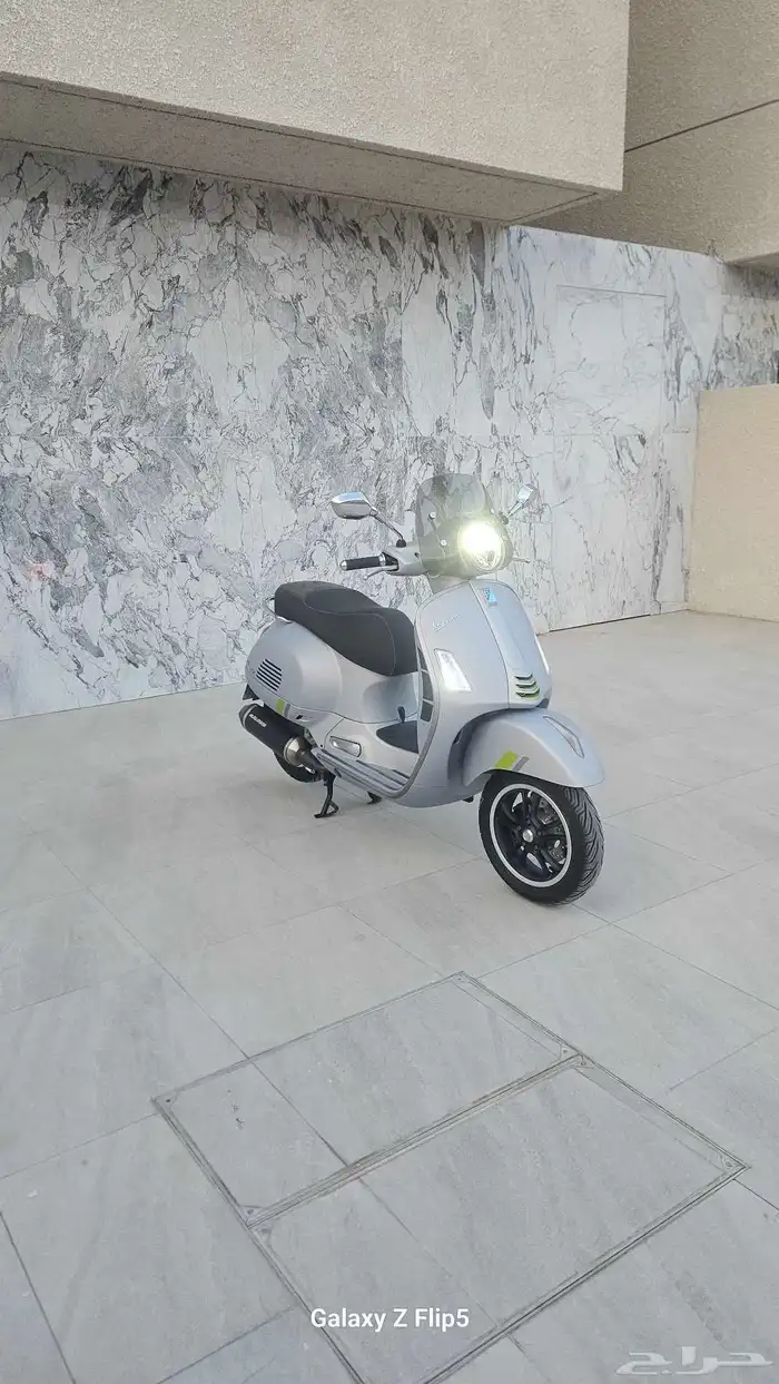 فيسبا vespa 300 إيطالي سوبر 3