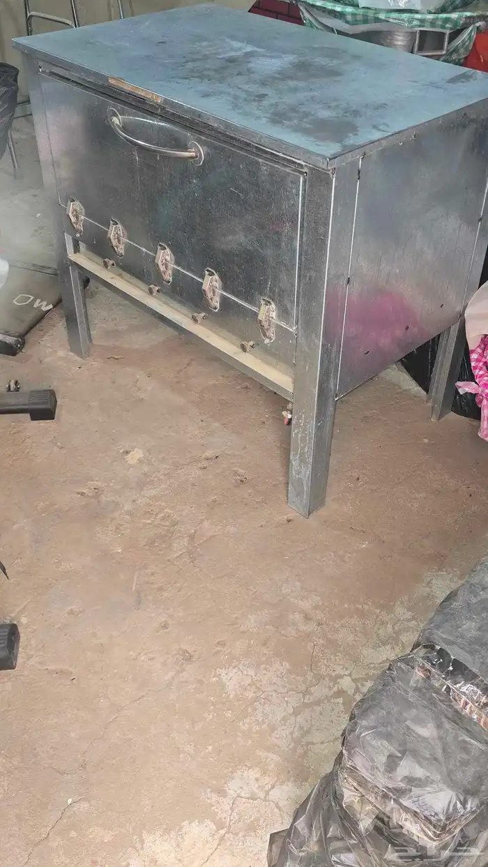 فرن كبير للذبايح و المخابز و منقل شوي كبير 0