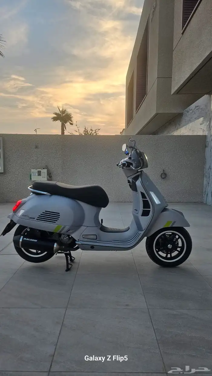 فيسبا vespa 300 إيطالي سوبر 6