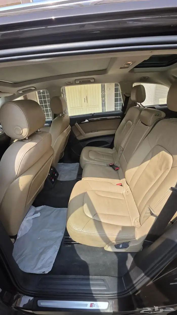 The 2014 Audi Q7 is a luxury SUV that combines style perform 4