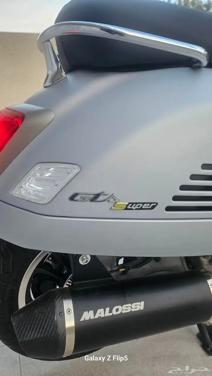 فيسبا vespa 300 إيطالي سوبر 4