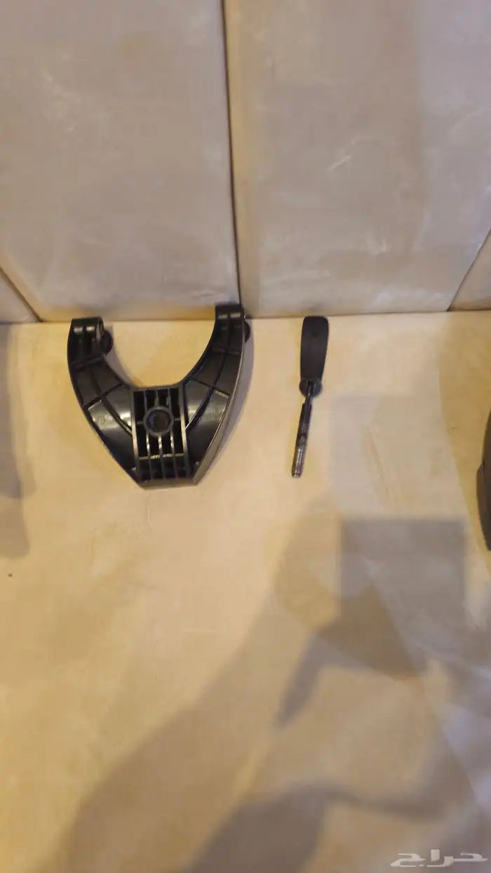 دركسون فيراري مع دعاسات مستخدم لمده ثلاث شهور وشبه جديد Xbox 0