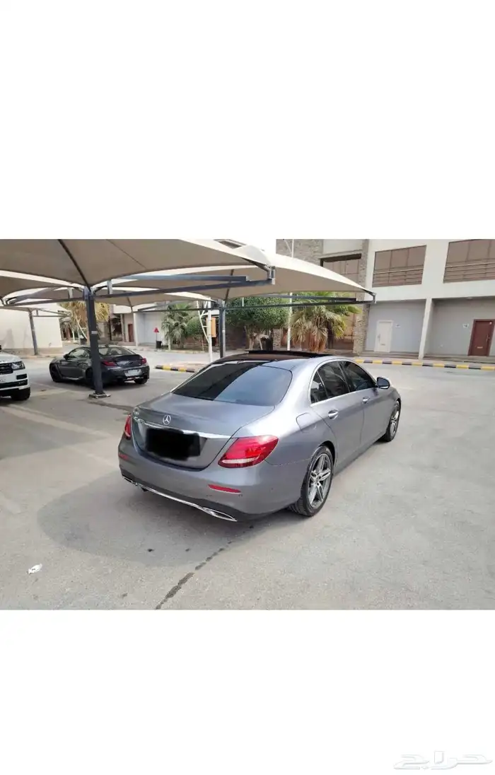 للجاد فقط  مرسيدس E200 رمادي مات   نظيفة ومواصفات عالية 4