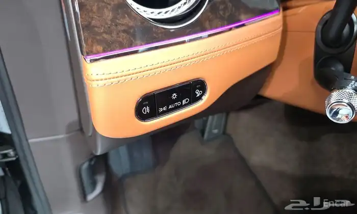 بنتلي كونتيننتال GT 2022 14