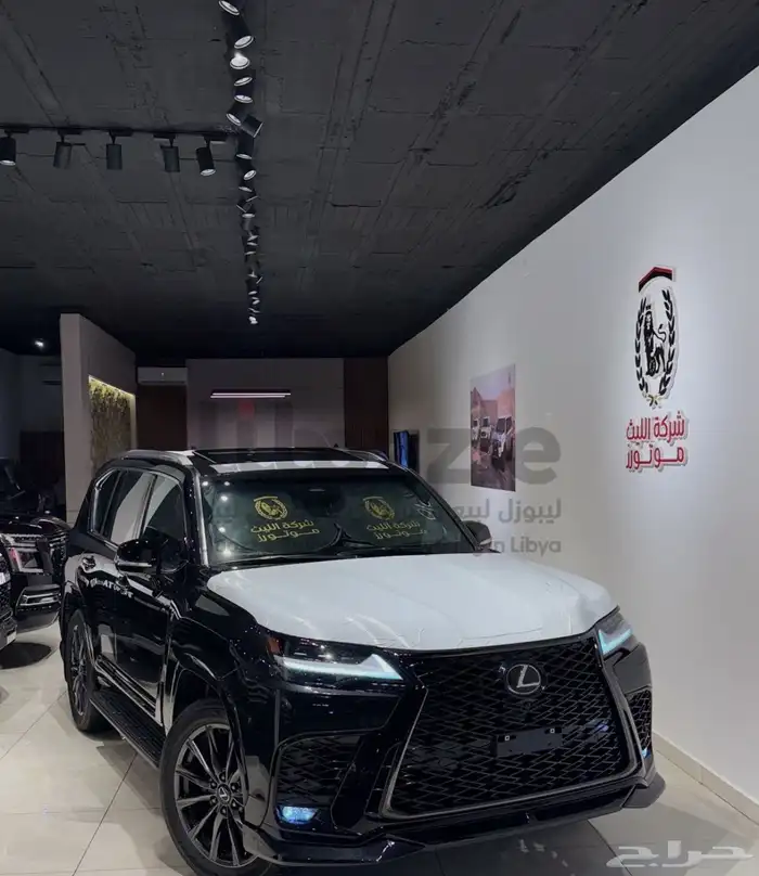 مطلوب لكزس سبورت 25 0