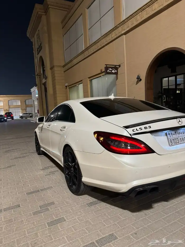 مرسيدس AMG 3