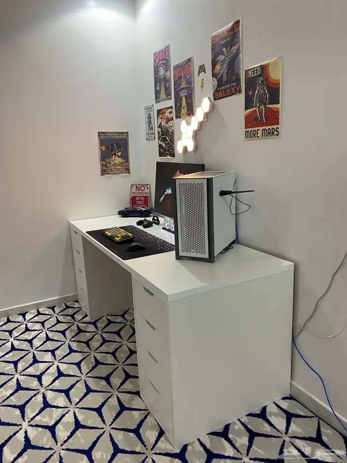 طاولة قيمنق 2