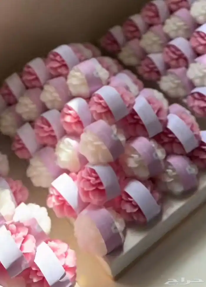 شموع باقات توزيعات هدايا مناسبات تاقات تعليقات فواحات 59