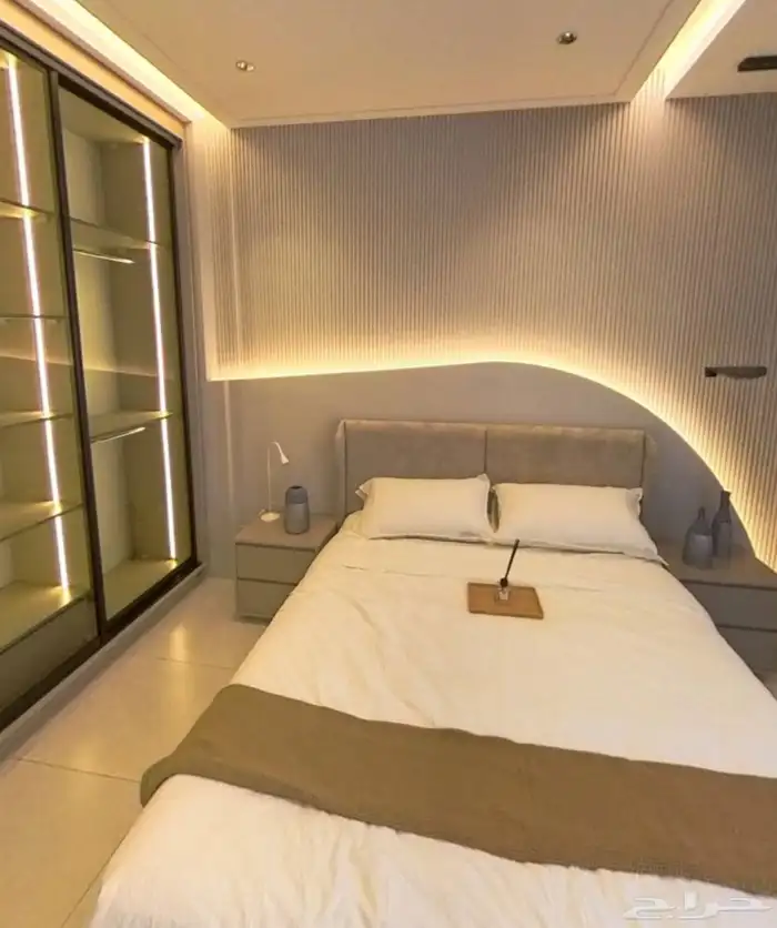 شقة للبيع في جدة 4 غرف وصالة وموقف خاص بسعر مميز جدا 6