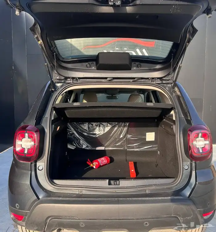 رينو داستر 2024 لدى شركة عبدالمجيد الخضر للسيارات 6