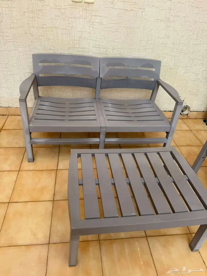 جلسة خارجية وكنب مفرد وكرسي العاب وطاولة صالة كبيره للبيع 4