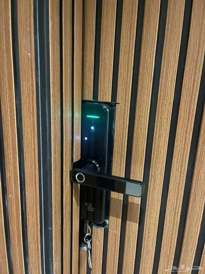 شقة للايجار حي طويق 8