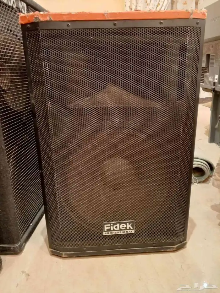 كراسي مناسبات واغراض مسرح كامله للبيع 7