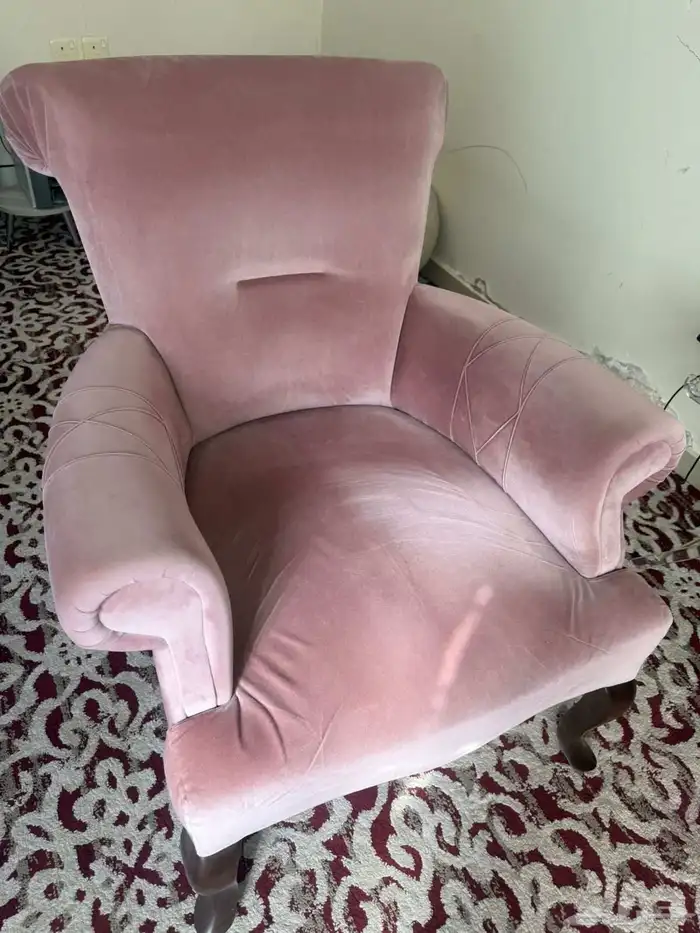 جلسة خارجية وكنب مفرد وكرسي العاب وطاولة صالة كبيره للبيع 0