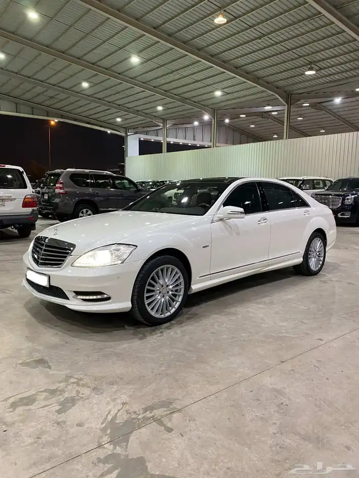للبيع مرسيدس 2012 فل كامل S500 1