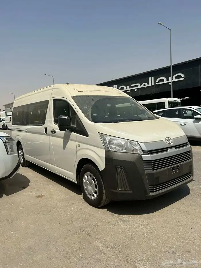 تويوتا باص هايس 13 راكب 2026 قير عادي ديزل. أقل سعر 2