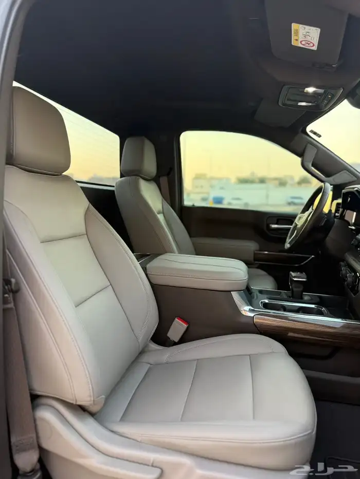 شفروليه سلفرادو 2024 ترل بوس V8 دبل وكاله للبيع 10