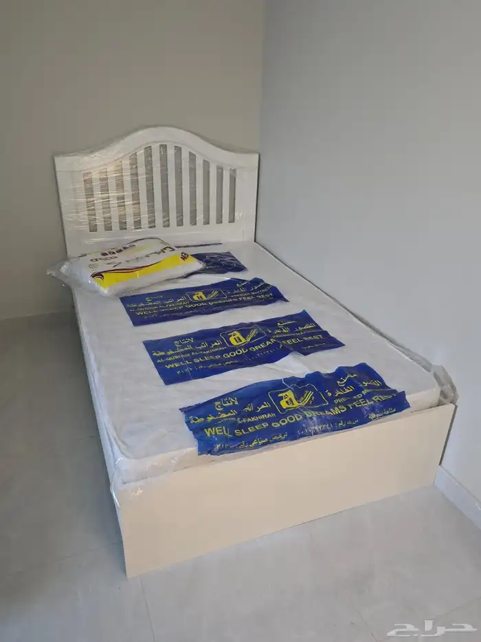 سرير خشب نفر واحد او نفر ونص الون ابيض جديد 8