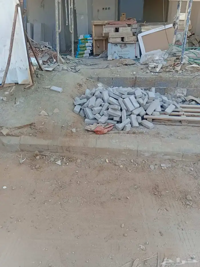 أسمنت بطحاء طرطشه  بطحاء مباني  بطحاء رياض  طوب صغير  عتب 4