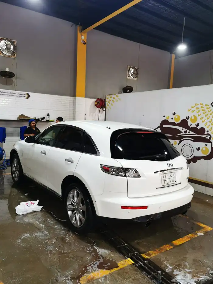 انفنتي جيب سيدان 2007 كل شي فيها وكاله تحتاج مكينه فقط 12الف 3