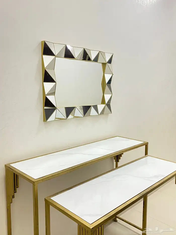 طاولة استقبال مع مرايه 0