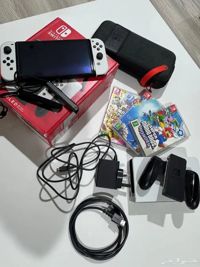 نينتيندو سويتش اوليد(ابيض) Nintendo switch oled(white) مع ال 3