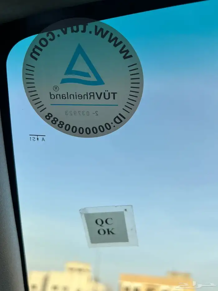 للبيع هايلوكس 2014 شبه جديد 12