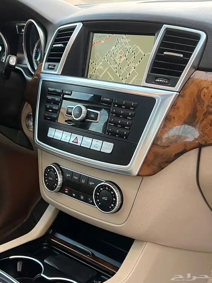 مرسيدس ML 500 2015 ( بحالة الوكالة ) 28