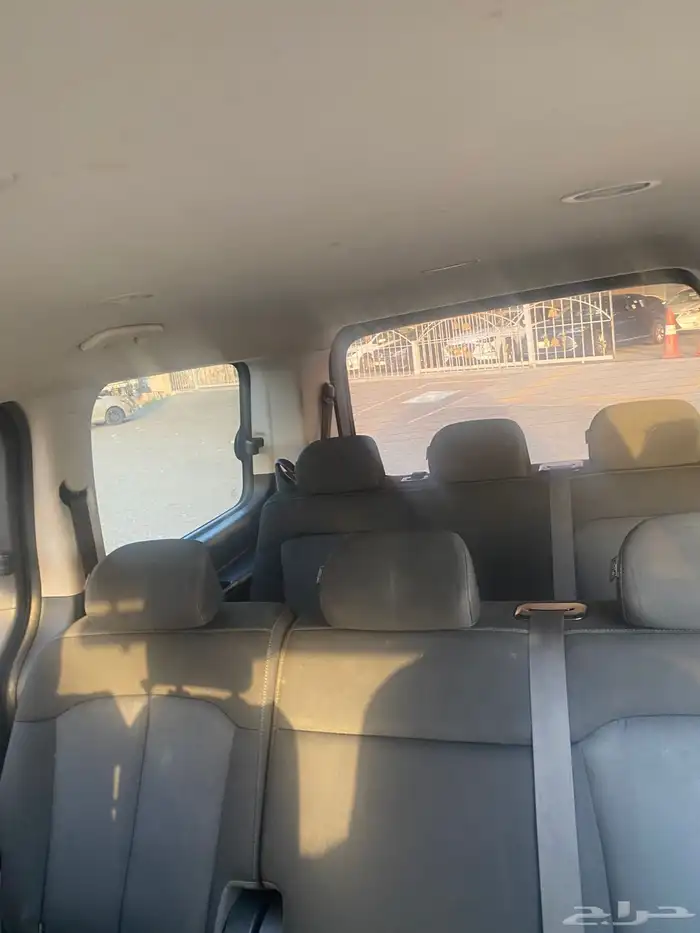 سيارة استاريا 4