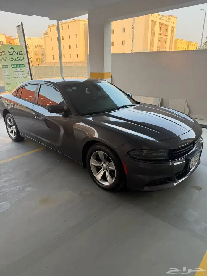 دودج تشارجر V6  2016 نظيف بحالة الوكالة 2
