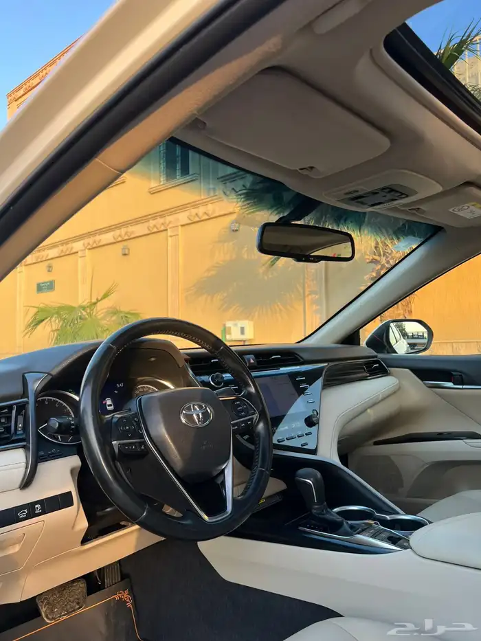 تويوتا. كامري 2022 14