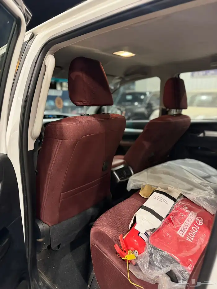 تويوتا هايلوكس ديزل 2024 6