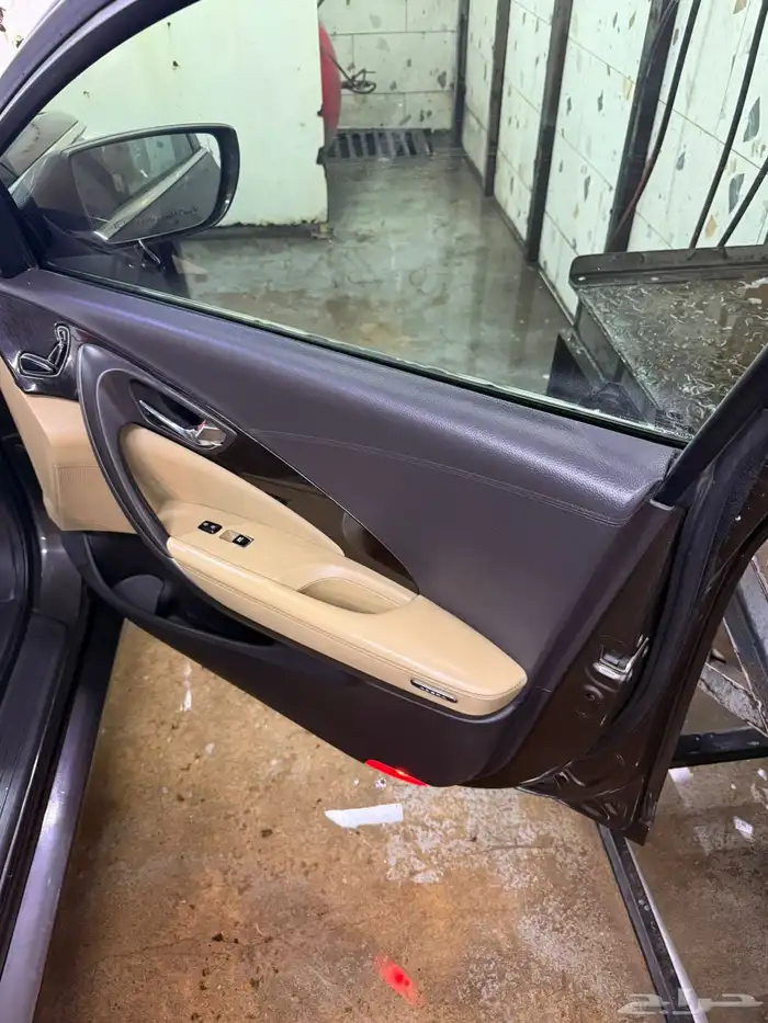 للبيع ازيرا 2017 فل كامل 5