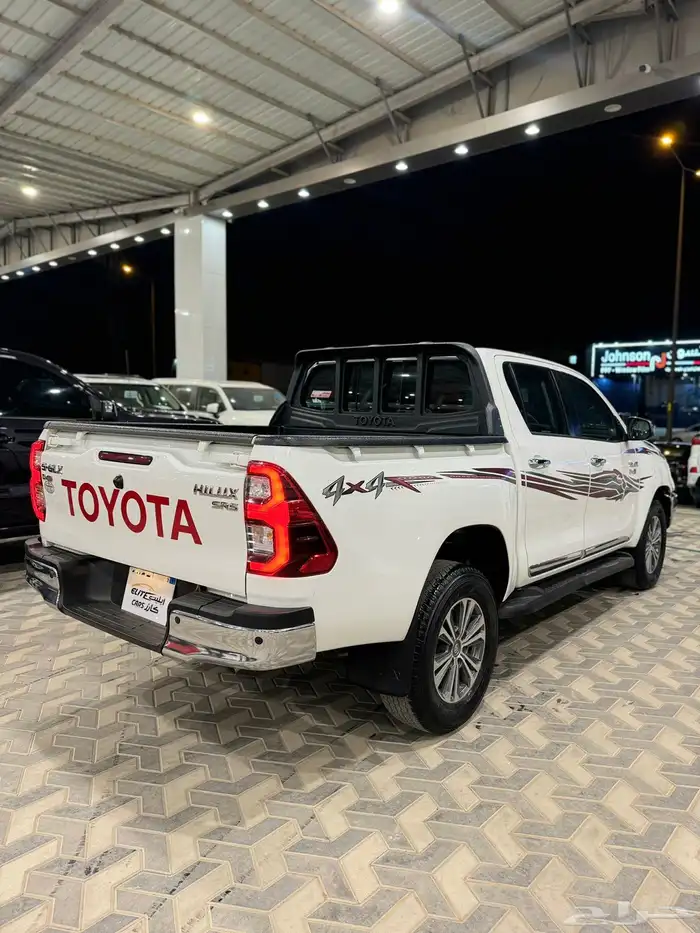 تويوتا هايلوكس ديزل 2024 3