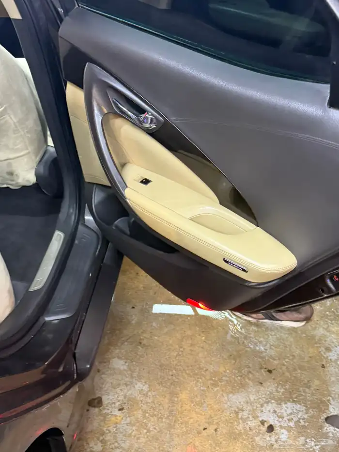 للبيع ازيرا 2017 فل كامل 7