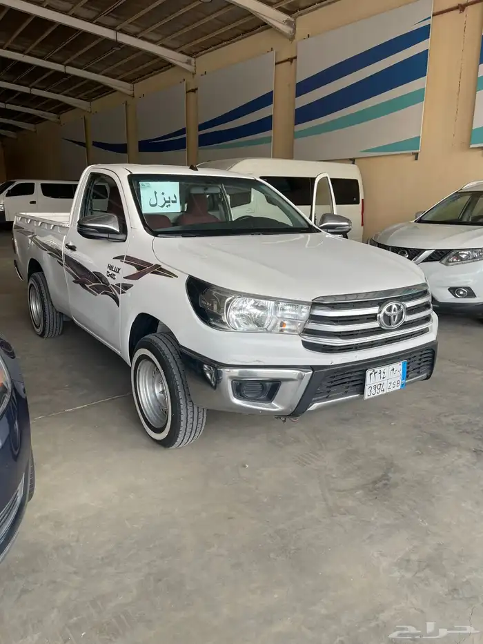 هايلكس ديزل نظيفه جدا مكينه 2800 سته غيار 0