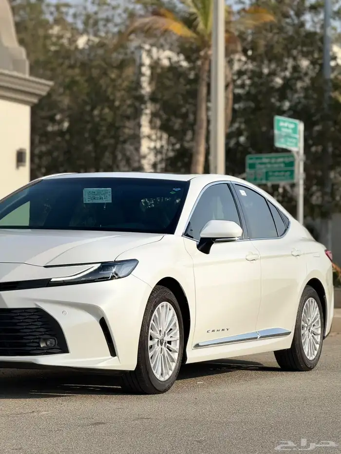 كامري 2025 LE بنزين 1