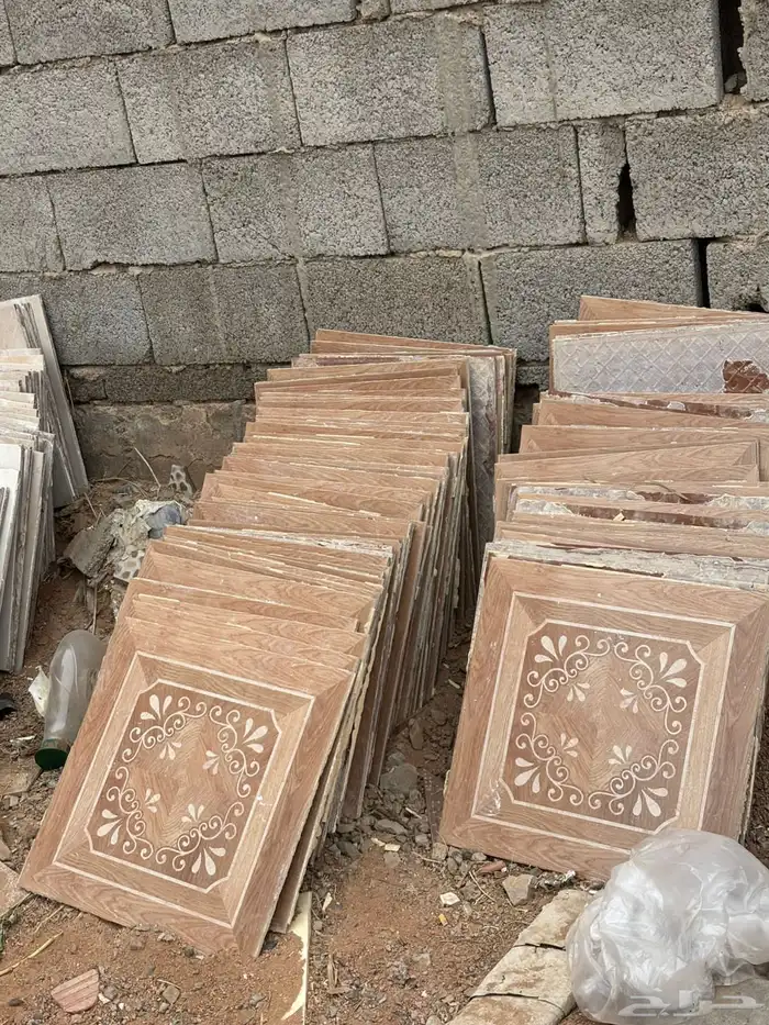 سيراميك مستعمل 100 متر مربع 2