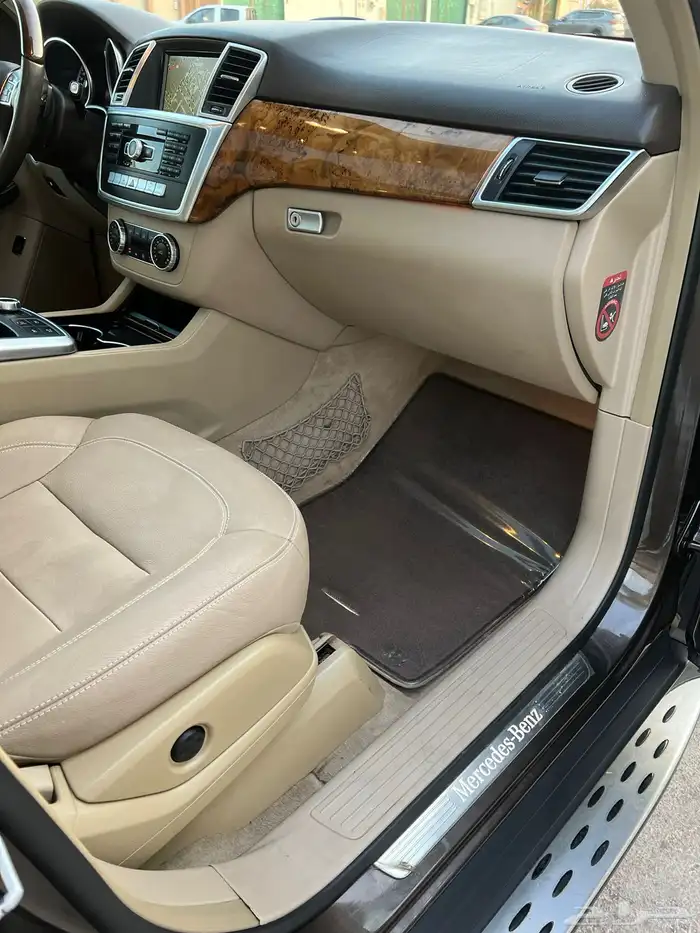 مرسيدس ML 500 2015 ( بحالة الوكالة ) 35