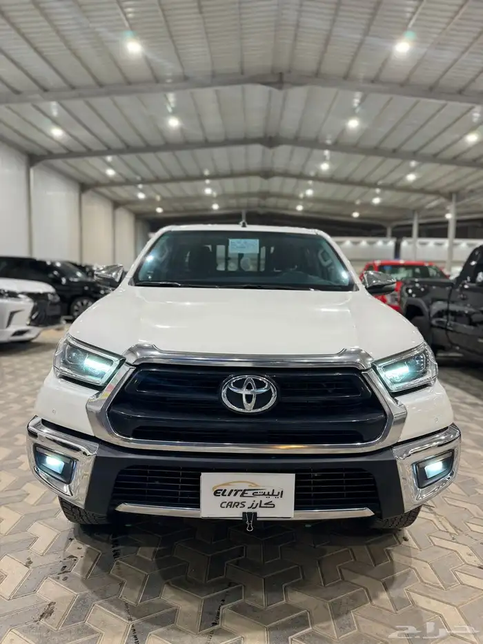 تويوتا هايلوكس ديزل 2024 0